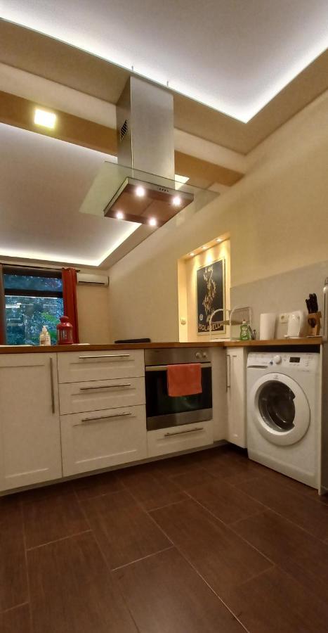 Embassy Apartment Sofia Bagian luar foto